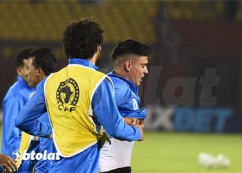 فحص طبي لـ أشرف بن شرقي غد ا لحسم موقفه من مباراة وادي دجلة