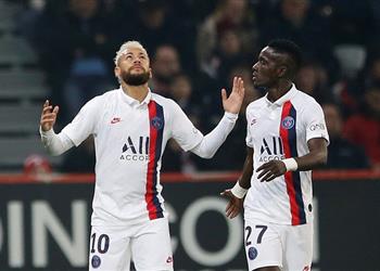 بالفيديو ثنائية نيمار تقود باريس سان جيرمان لعبور ليل والتحليق في صدارة الدوري الفرنسي