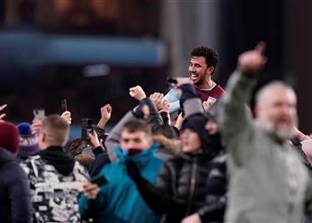 بسبب هدف تريزيجيه أستون فيلا قد يخضع للتحقيق أمام الاتحاد الإنجليزي والشرطة