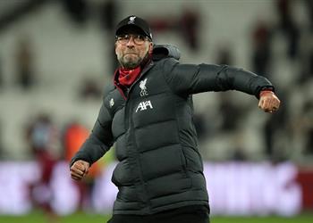 بعد الوصول إلى النقطة 70 كلوب ليفربول لم يحسم الدوري الإنجليزي والجماهير أحرار في الغناء