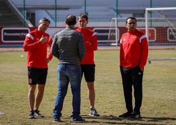 فايلر يجمع أسلحته استعداد ا لـ الهلال والأهلي يصطحب شيف إلى السودان