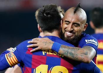 تشكيل برشلونة ضد ليجانيس ميسي وجريزمان يقودان الهجوم