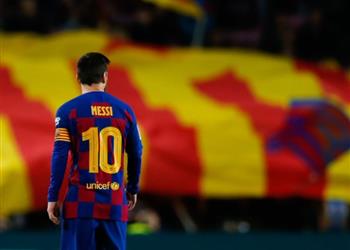 بالفيديو ميسي يسجل هدف ا رائع ا في مباراة برشلونة وليجانيس بكأس ملك إسبانيا