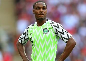 مانشستر يونايتد يصارع الزمن لضم مهاجم نيجيري في الساعات الأخيرة من الميركاتو الشتوي