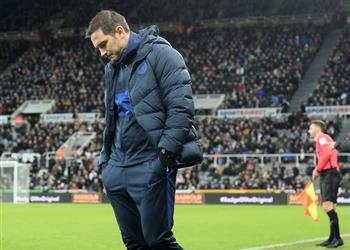 لامبارد بعد خروج تشيلسي بلا صفقات من الميركاتو الشتوي نحن الطرف الأضعف الآن في الدوري الإنجليزي