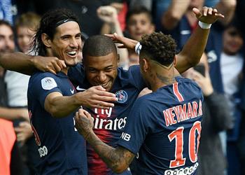 لو باريزيان بقاء نيمار وكافاني في باريس سان جيرمان رسالة لـ مبابي