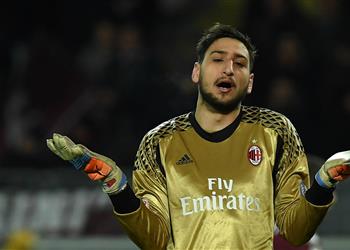 تقارير ميلان يفقد الأمل في بقاء دوناروما بعد نهاية الموسم