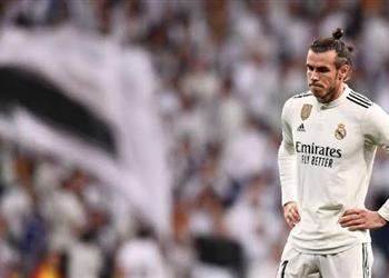 صحيفة إنجليزية ساخرة جاريث بيل رفض توتنهام من أجل الجولف