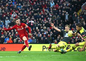 بالفيديو هندرسون يسجل هدف ليفربول الثاني أمام ساوثهامبتون