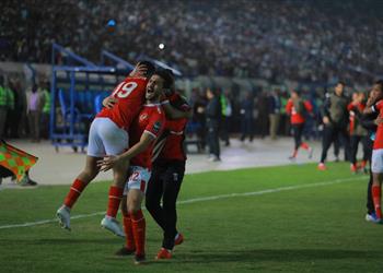 بالفيديو هدف تاريخي أقدام أفشة تمنح الأهلي التقدم على الهلال في دوري أبطال إفريقيا