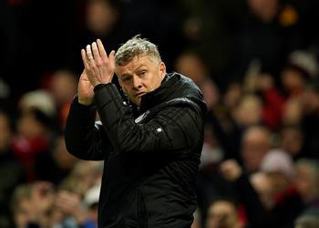 سولشاير ساخر ا من تعادل مانشستر يونايتد مع وولفرهامبتون أعتقد أن العاملين حركوا المرمى قليل ا