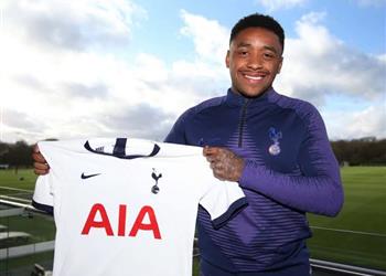 ستيفن بيرجوين يختار الأفضل بين رونالدو وميسي ويؤكد أسلوبي مشابه لـ نيمار