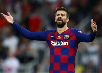 بيكيه يورط كيكي سيتين قبل مباراة برشلونة وريال بيتيس