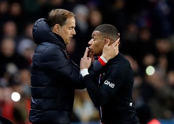 مبابي يرفض راتب ا خرافي ا لتجديد عقده مع باريس سان جيرمان