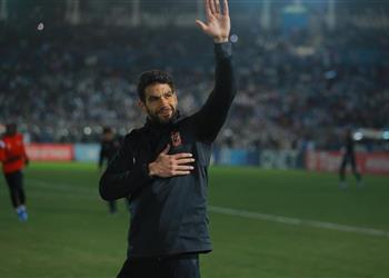 فيديو وصور فايلر يجتمع مع شريف إكرامي بعد إعلان رحيله عن الأهلي والحارس يعود للتدريبات سعيد ا