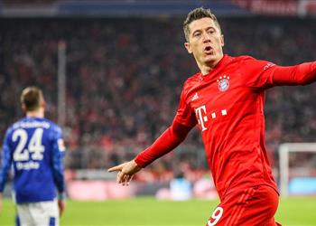 ليفاندوفسكي لا يمكن مقارنتي بـ جيرد مولر الأسطوري وأعيش أفضل فترات حياتي