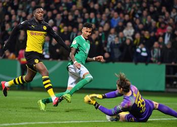 للموسم الثاني على التوالي فيردر بريمن يقصي بوروسيا دورتموند من كأس ألمانيا