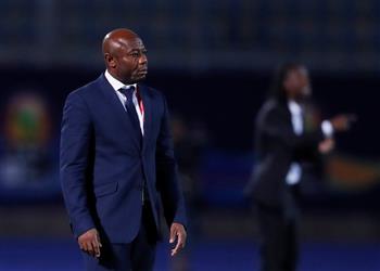 إيمانويل أمونيكي أحلم بتدريب الزمالك ولن أنسى هدفي في مرمى الأهلي