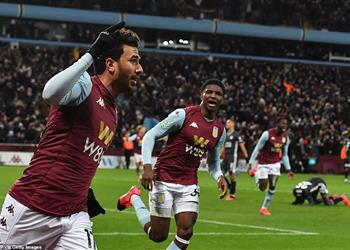 بالفيديو هدف تريزيجيه القاتل أمام ليستر سيتي الأفضل في شهر يناير بـ أستون فيلا