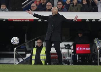 زيدان يكشف سبب هزيمة ريال مدريد الثقيلة أمام سوسيداد ويؤكد لا نبحث عن الأعذار