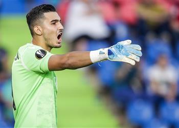 بعد ارتباطه بـ ليفربول توتنهام يقدم عرض ا لضم حارس طرابزون سبور