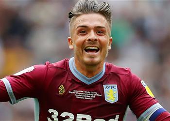 جريليش يفكر في الرحيل عن أستون فيلا وسط اهتمام قطبي مانشستر