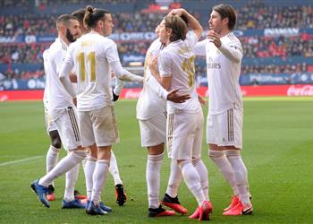 بالفيديو ريال مدريد يصالح جماهيره برباعية في أوساسونا