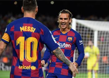 تشكيل برشلونة ضد ريال بيتيس روبيرتو يرافق ميسي وجريزمان في الهجوم