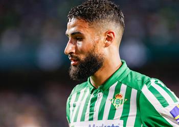 فيديو نبيل فقير يسجل هدف التقدم لـ ريال بيتيس أمام برشلونة في الدوري الإسباني