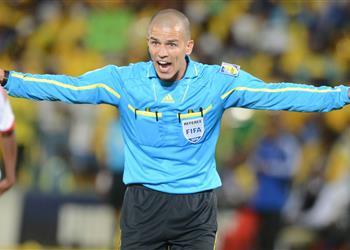 رسمي ا جوميز حكم ا لمباراة الزمالك والترجي في السوبر الإفريقي