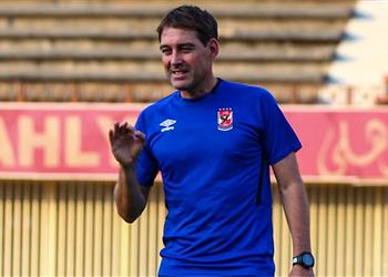 فايلر ي حدد خطة الأهلي أمام طلائع الجيش في الم حاضرة الأخيرة مع اللاعبين