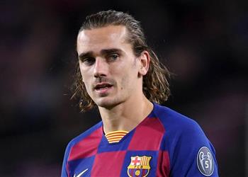 فرانس فوتبول جريزمان يتهم لاعبي برشلونة بالغيرة وسبورت تكذبها