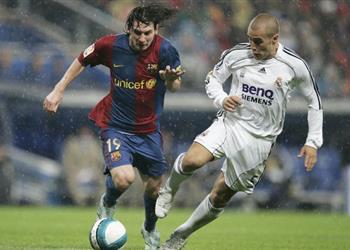 كانافارو يتوقع المتأهل من مواجهتي برشلونة ونابولي في دور الـ16 بدوري أبطال أوروبا