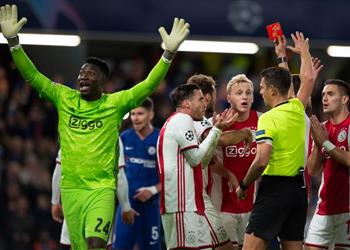 يويفا قد يدفع 12 مليون يورو لـ أياكس بعد أخطاء جيانلوكا روكي