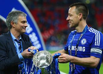 جون تيري يتغزل في مورينيو قبل مباراة توتنهام وأستون فيلا يتنبأ بالمستقبل وأفضل مدرب في مسيرتي