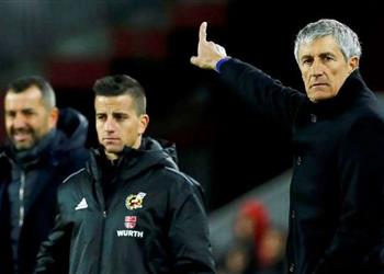 بيلد برشلونة ينضم لسباق كبار أوروبا للتعاقد مع مدافع لايبزيج