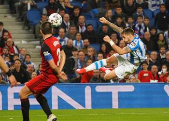 فيديو ريال سوسيداد يتخطى ميرانديس بثناية ويضع قدم ا في نهائي كأس ملك إسبانيا