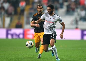 تقارير بشكتاش لا يقدر على سعر النني وسيحاول إقناع آرسنال بتمديد إعارته