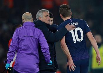 مستشهد ا بـ صلاح وميسي ورونالدو مورينيو يوضح مدى تأثير غياب هاري كين عن توتنهام