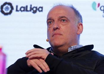 تيباس يرحب بعقوبة يويفا طالبنا باتخاذ قرارات صارمة ضد مانشستر سيتي وباريس سان جيرمان