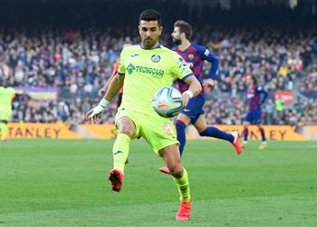 فيديو بتسديدة رائعة خيتافي يقلص النتيجة أمام برشلونة بالهدف الأول