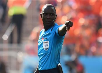 تقرير بطولات بكاري جاساما حكم مباراة الأهلي وصن داونز خسارة لقب في المغرب ووداع تاريخي