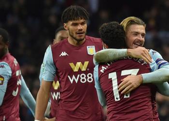 ديلي ميل توتنهام رفض لاعب أستون فيلا في 2018 ومورينيو يطلبه الآن