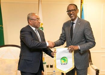 تقارير رئيس كاف يعرض على رواندا استضافة نهائي دوري أبطال إفريقيا