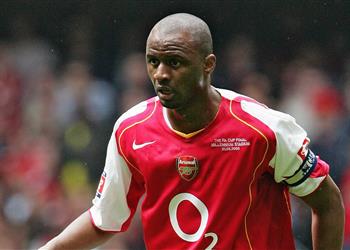 نجم بايرن ميونخ آرسنال فريق طفولتي وفييرا لاعبي الم فضل