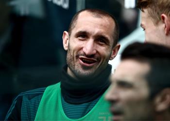 بعد تعافيه من إصابة الصليبي كيلليني يشارك مع يوفنتوس بعد أقل من 6 أشهر