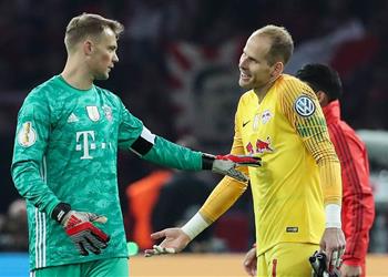 حارس لايبزيج يتغنى بـ مانويل نوير الأفضل في العقد الأخير