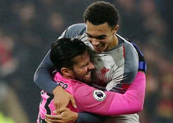 أرنولد قبل مواجهة أتلتيكو مدريد جوميز مذهل وأليسون حارس عالمي