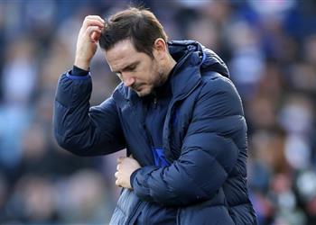 لامبارد يهاجم الفار بعد هزيمة تشيلسي أمام مانشستر يونايتد ماجواير يستحق الطرد