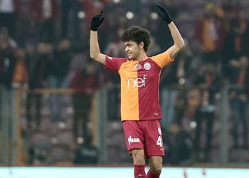 موهبة تركية مميزة تثير اهتمام برشلونة